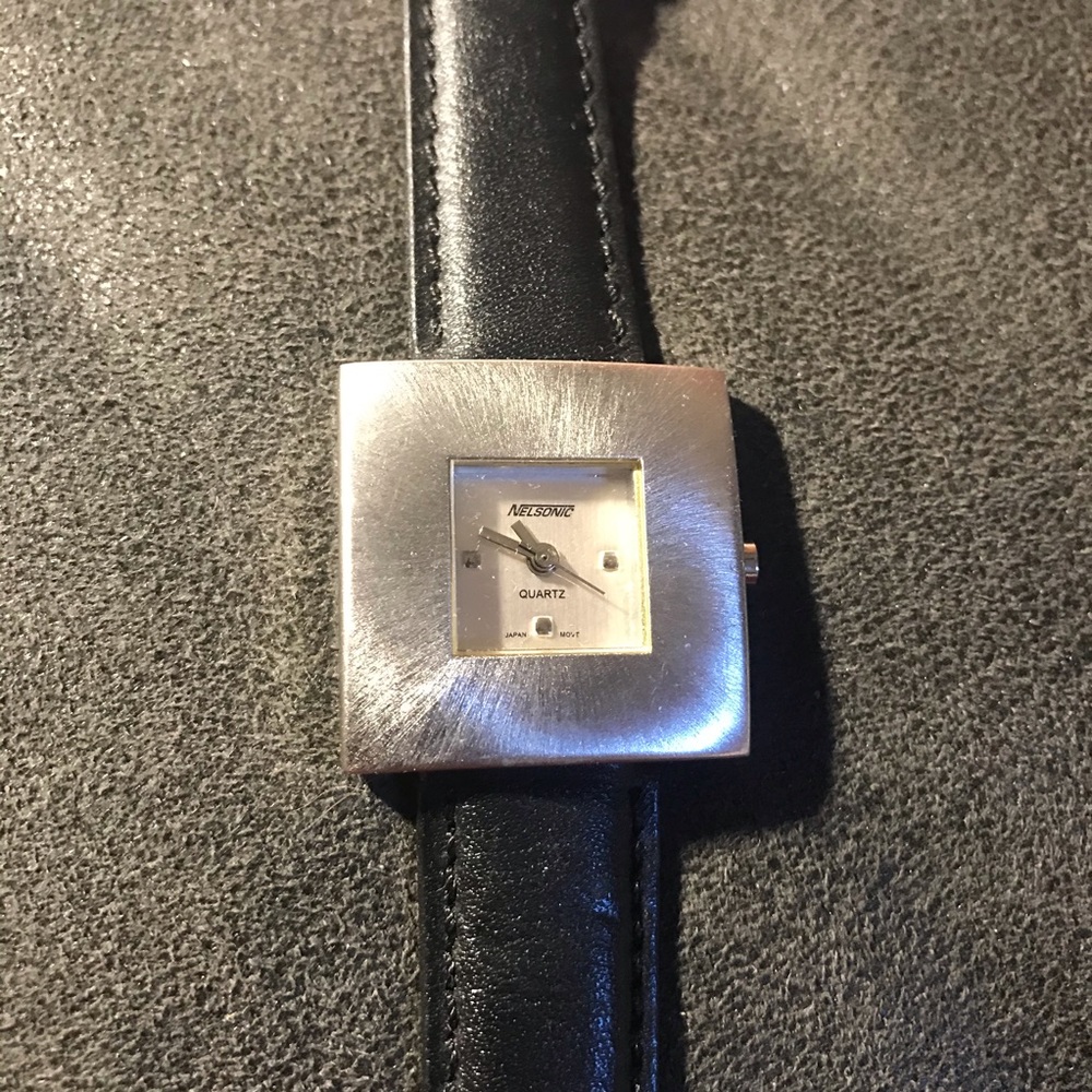 Silver/Black Watch